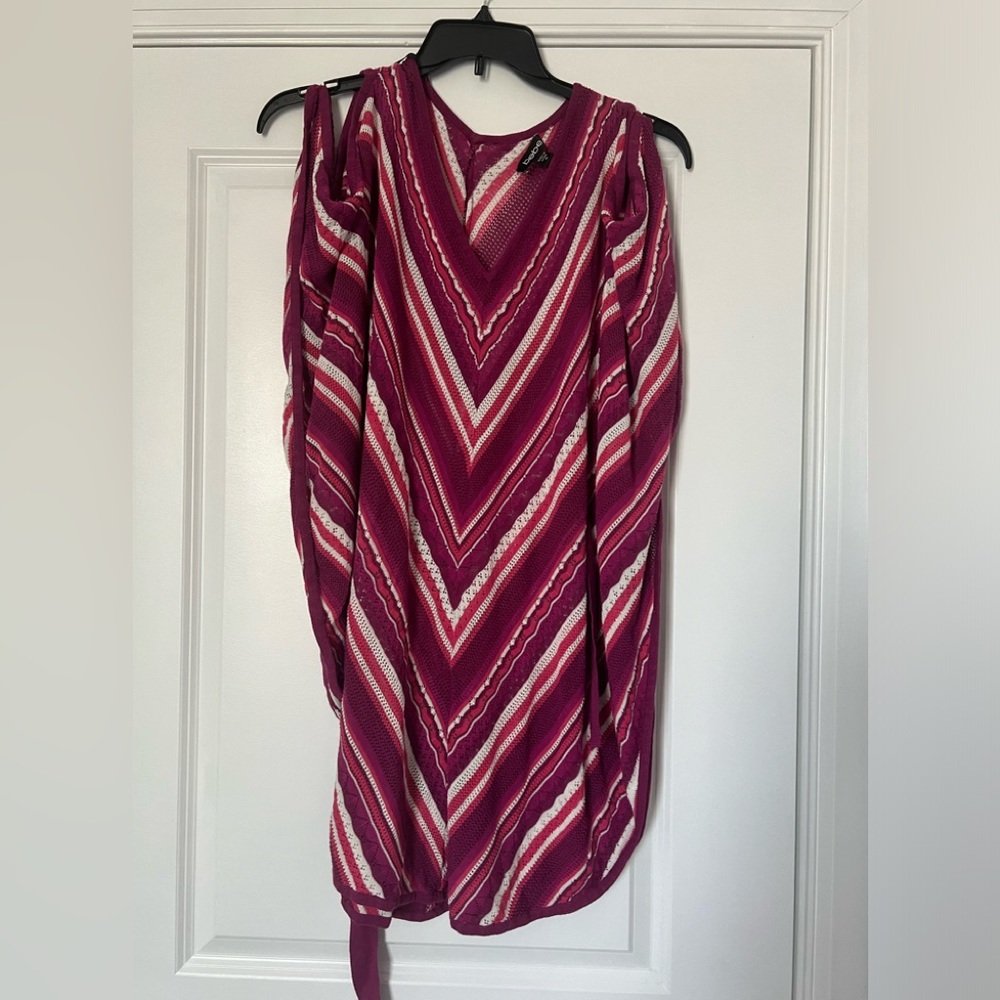 Bebe Women's Pink White Knit Striped Sheer Sz M Top Kaftan Tunic